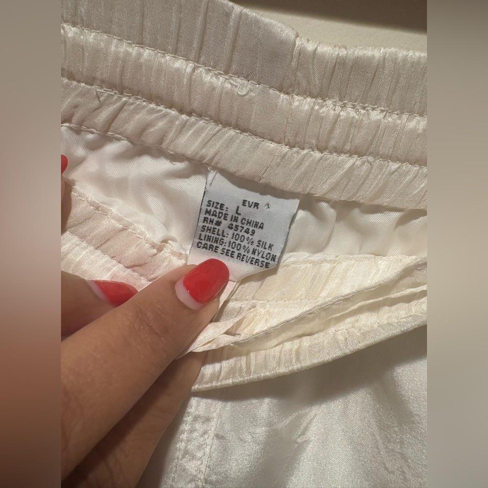 VTG Women's White Silk Joggers - Picture 3 of 9